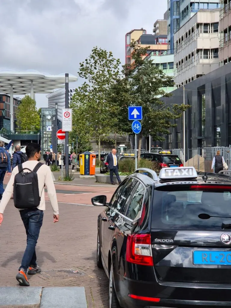 Taxi bij Utrecht Centraal voor een taxi-ondernemer in Utrecht
